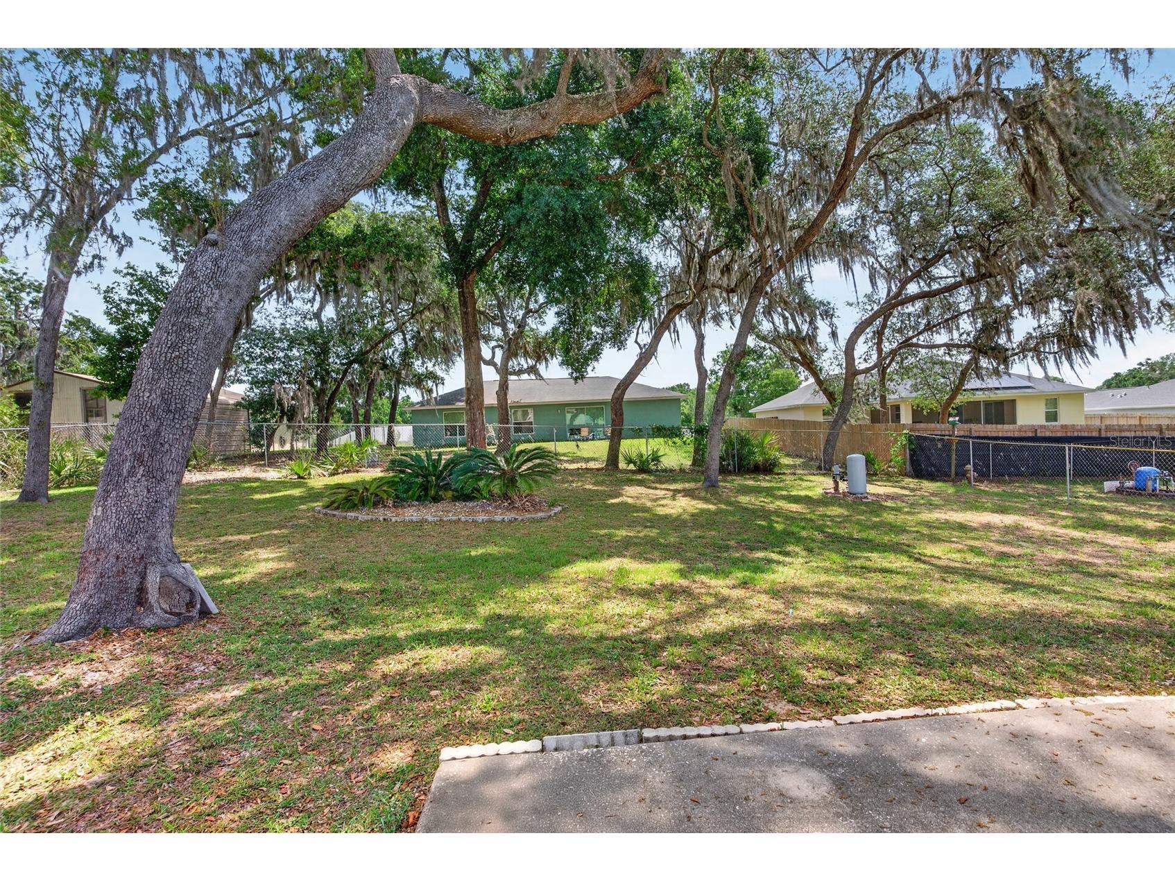 42 Larch Radial Ocala FL 34480 OM723284 image20