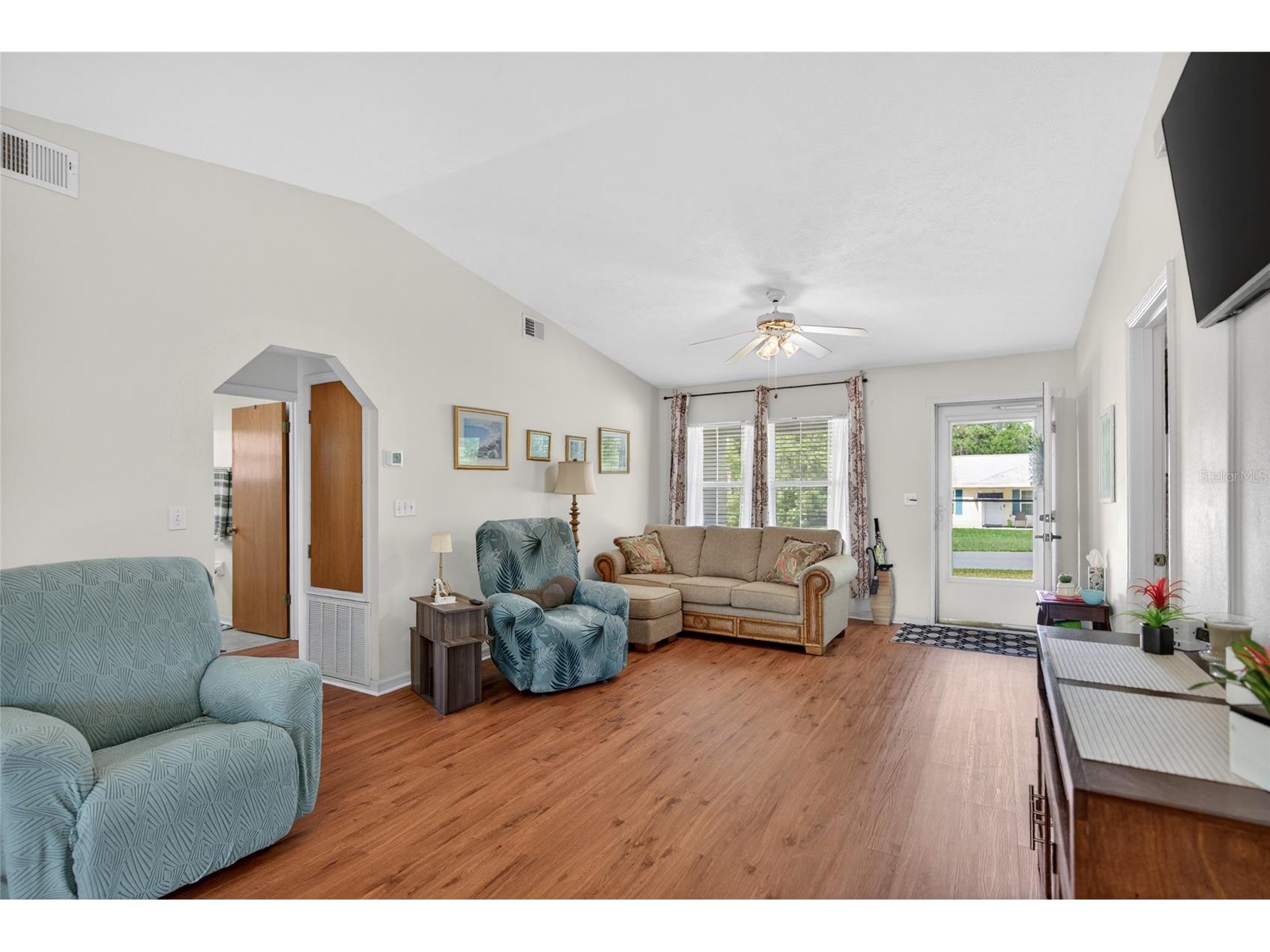 42 Larch Radial Ocala FL 34480 OM723284 image5
