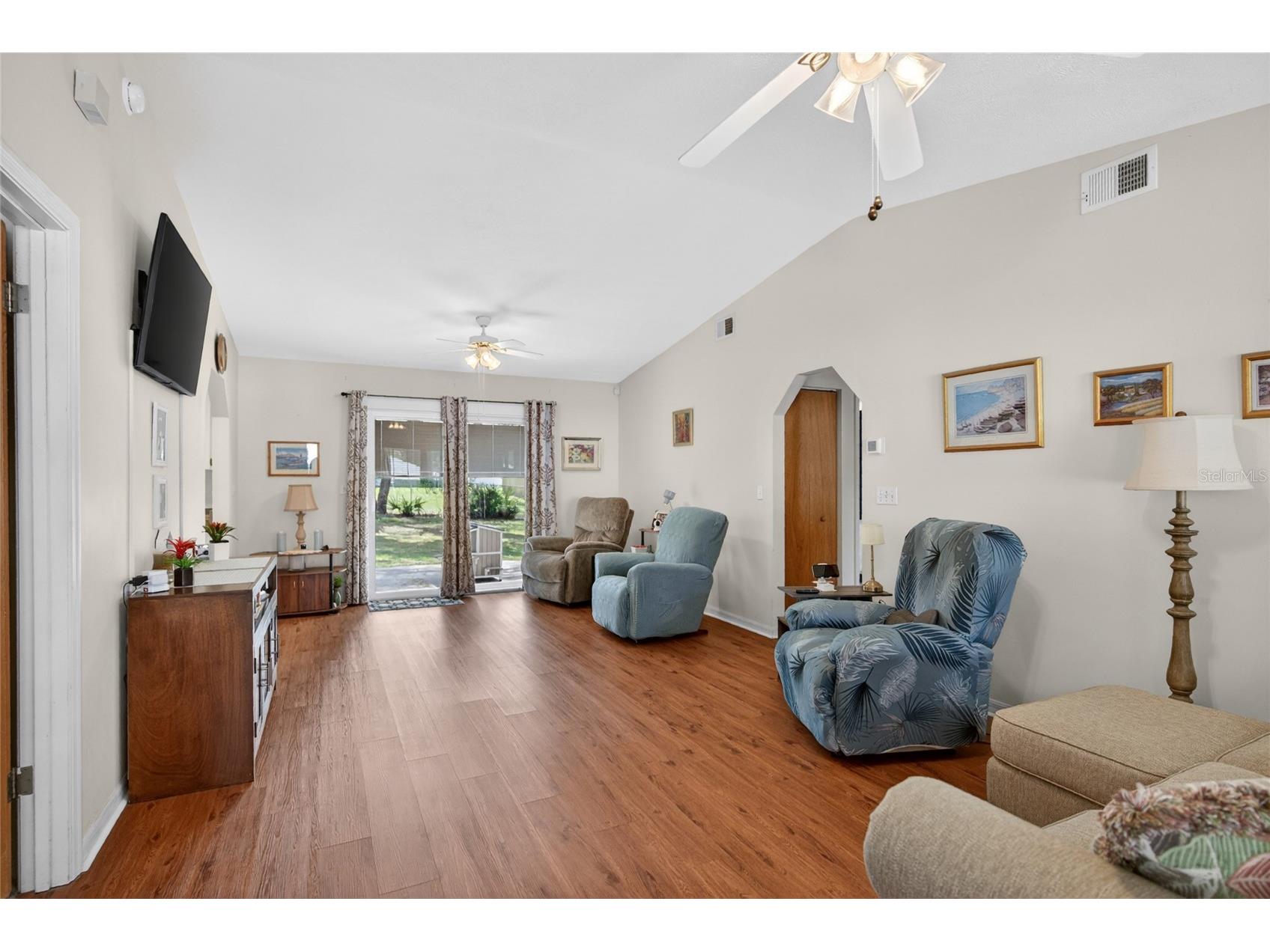 42 Larch Radial Ocala FL 34480 OM723284 image6