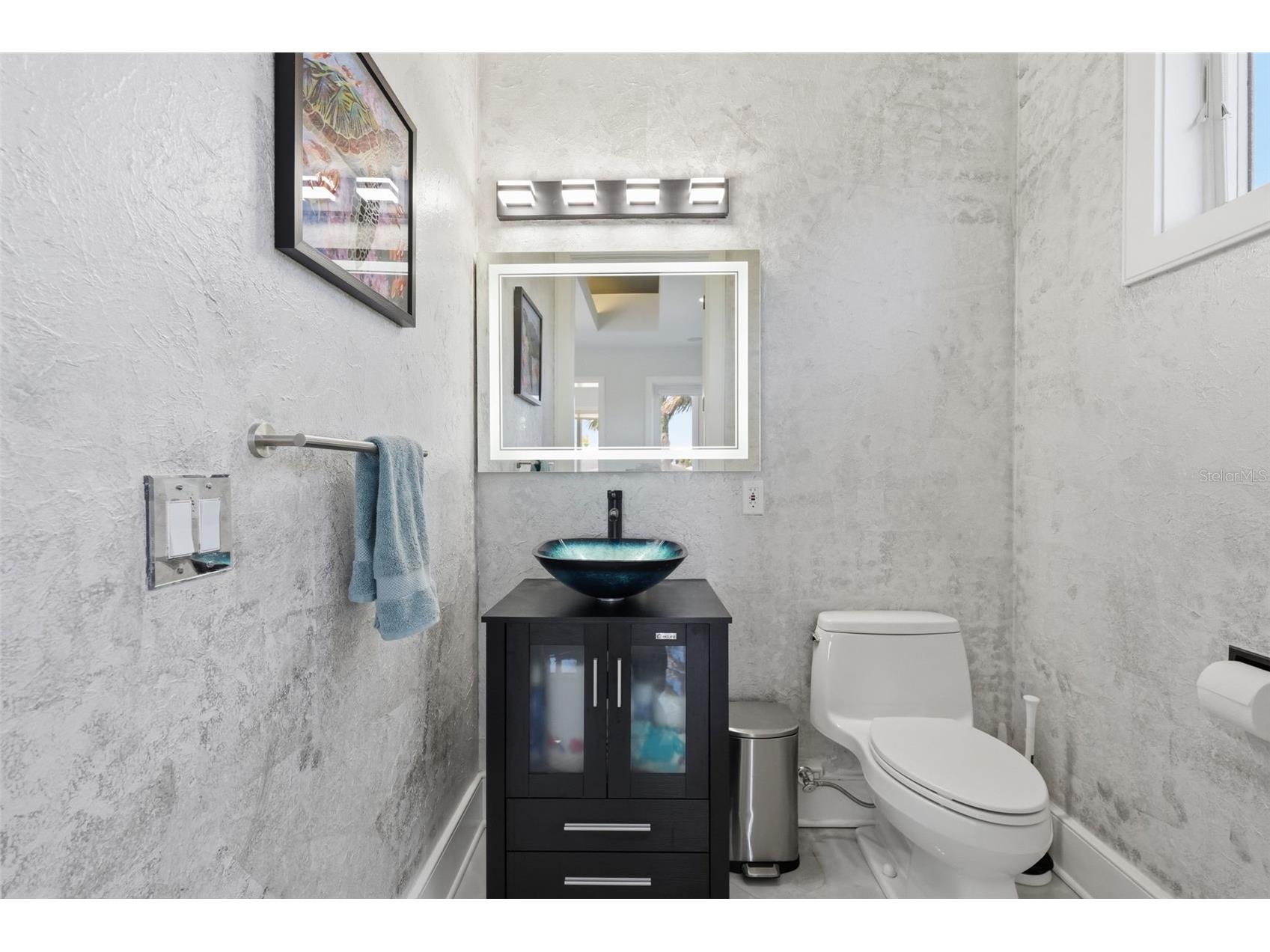42 Midway Island Clearwater FL 33767 TB8489806 image31