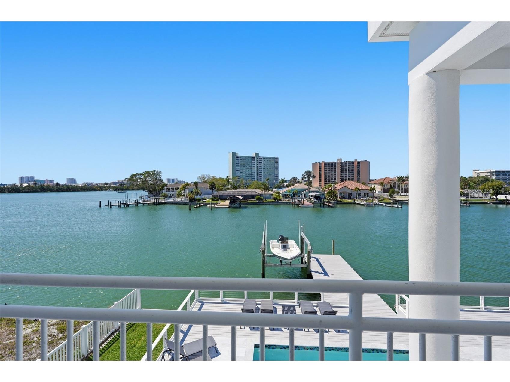 42 Midway Island Clearwater FL 33767 TB8489806 image49