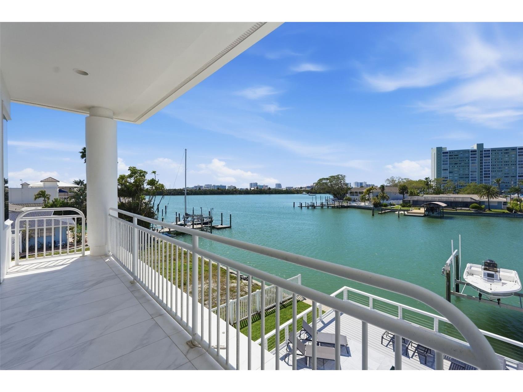 42 Midway Island Clearwater FL 33767 TB8489806 image50