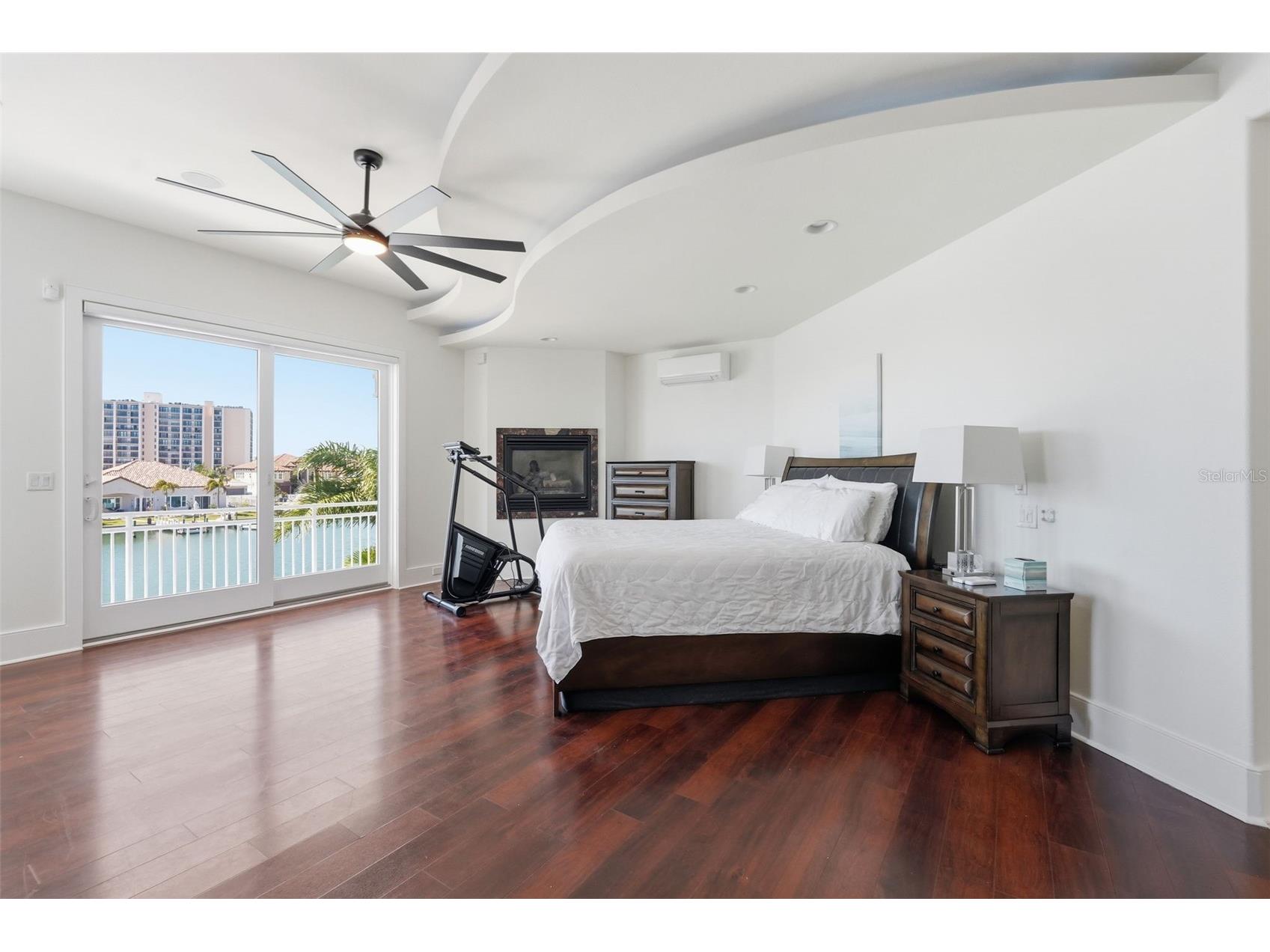 42 Midway Island Clearwater FL 33767 TB8489806 image60