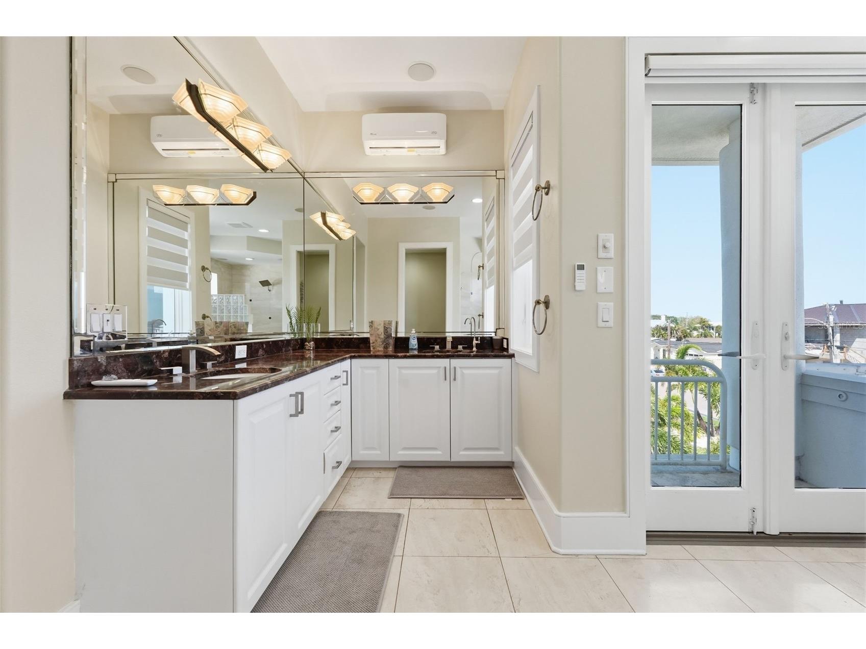 42 Midway Island Clearwater FL 33767 TB8489806 image66