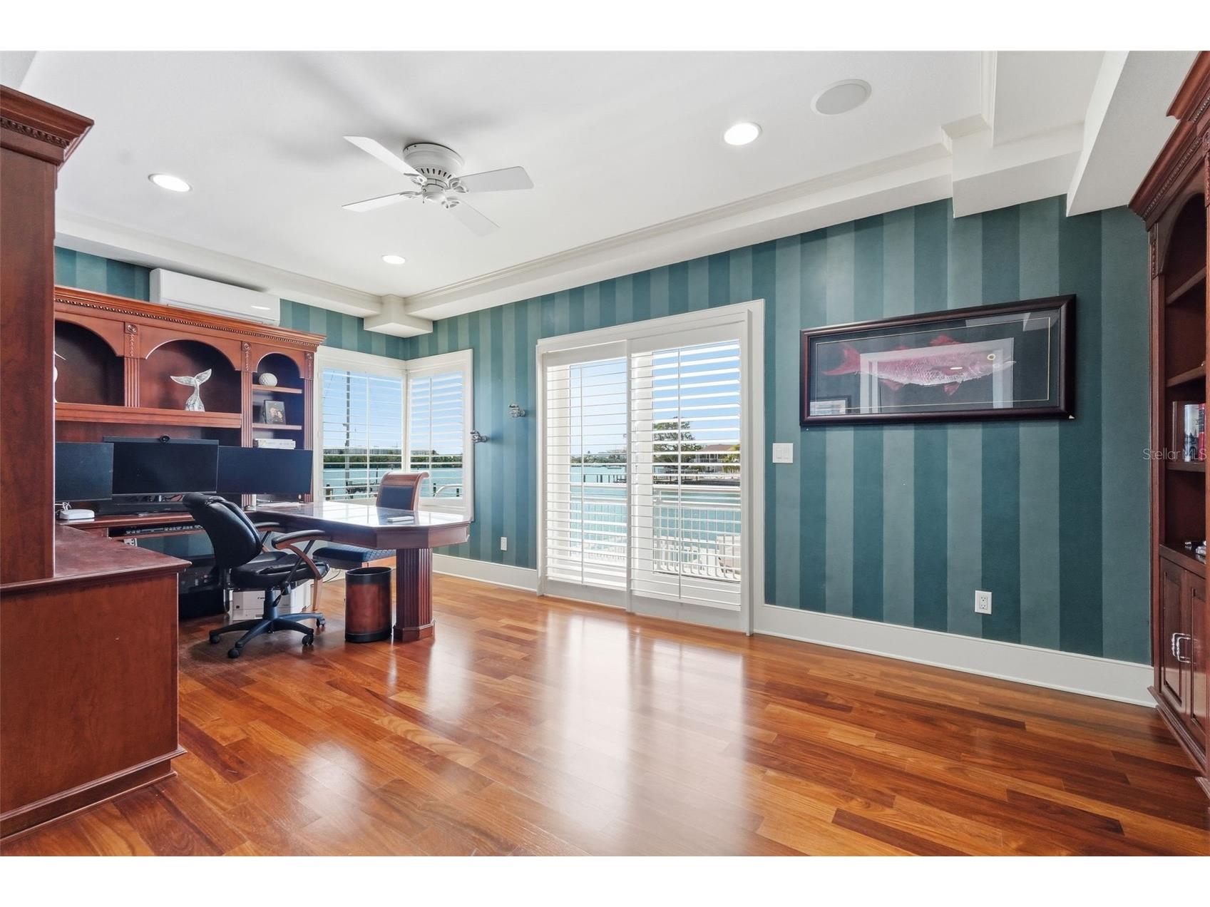 42 Midway Island Clearwater FL 33767 TB8489806 image79