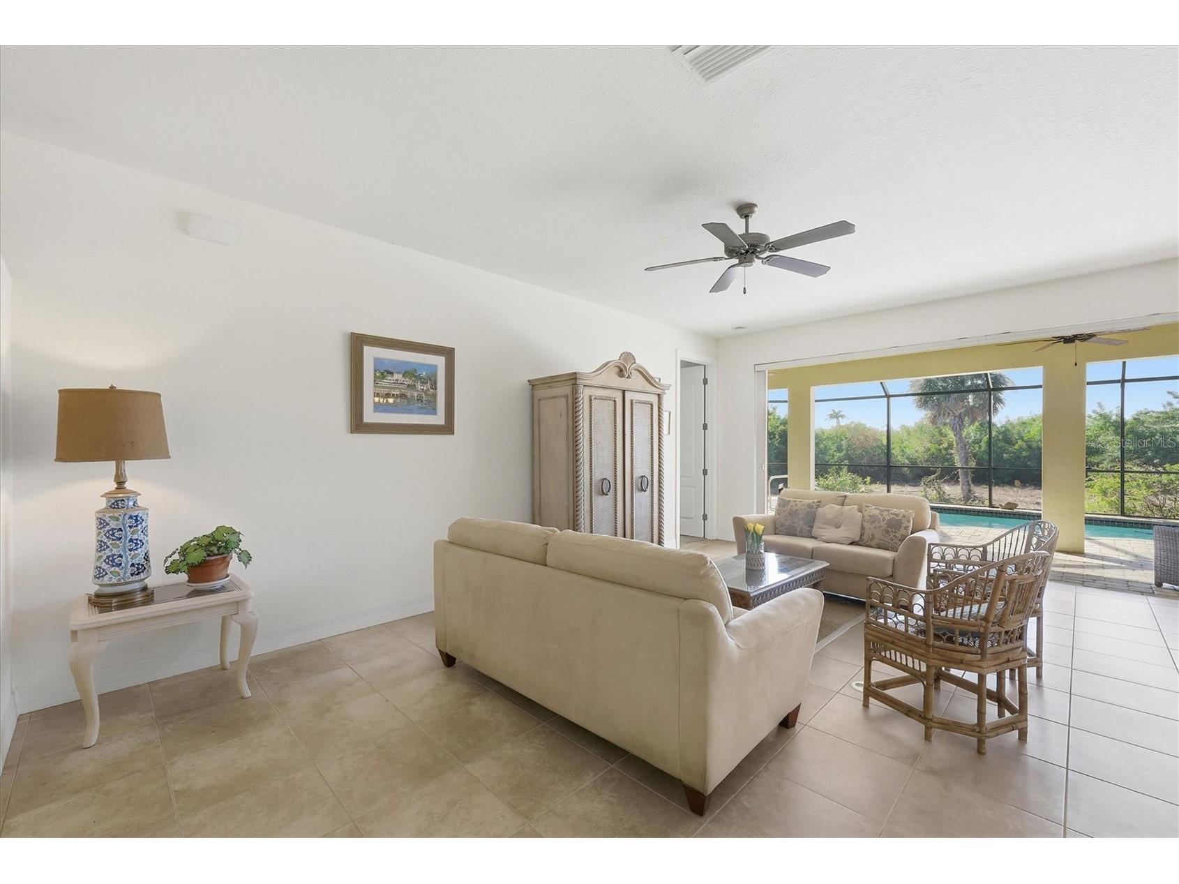 42 Pine Valley Place Rotonda West FL 33947 D6145764 image7