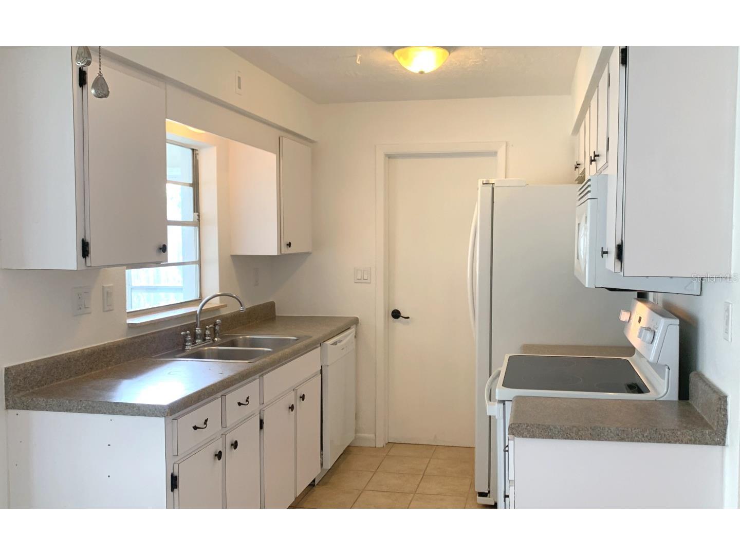 42 Roosevelt Boulevard #1 Beverly Hills FL 34465 TB8491276 image7