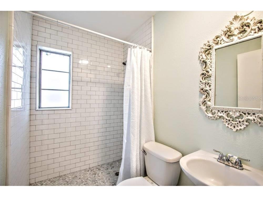 42 Somerset Street Clearwater Beach FL 33767 U8255576 image11