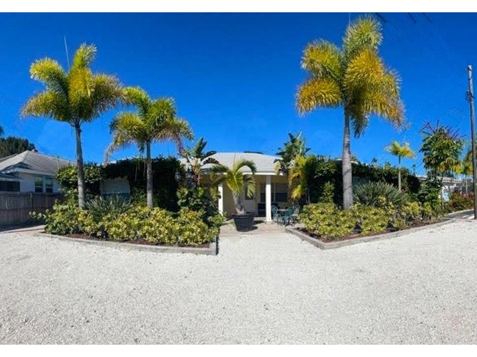 42 Somerset Street Clearwater Beach FL 33767 U8255576 image2