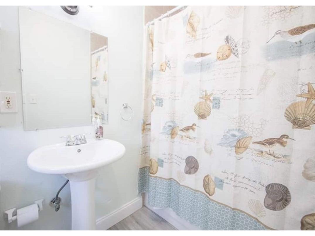 42 Somerset Street Clearwater Beach FL 33767 U8255576 image7