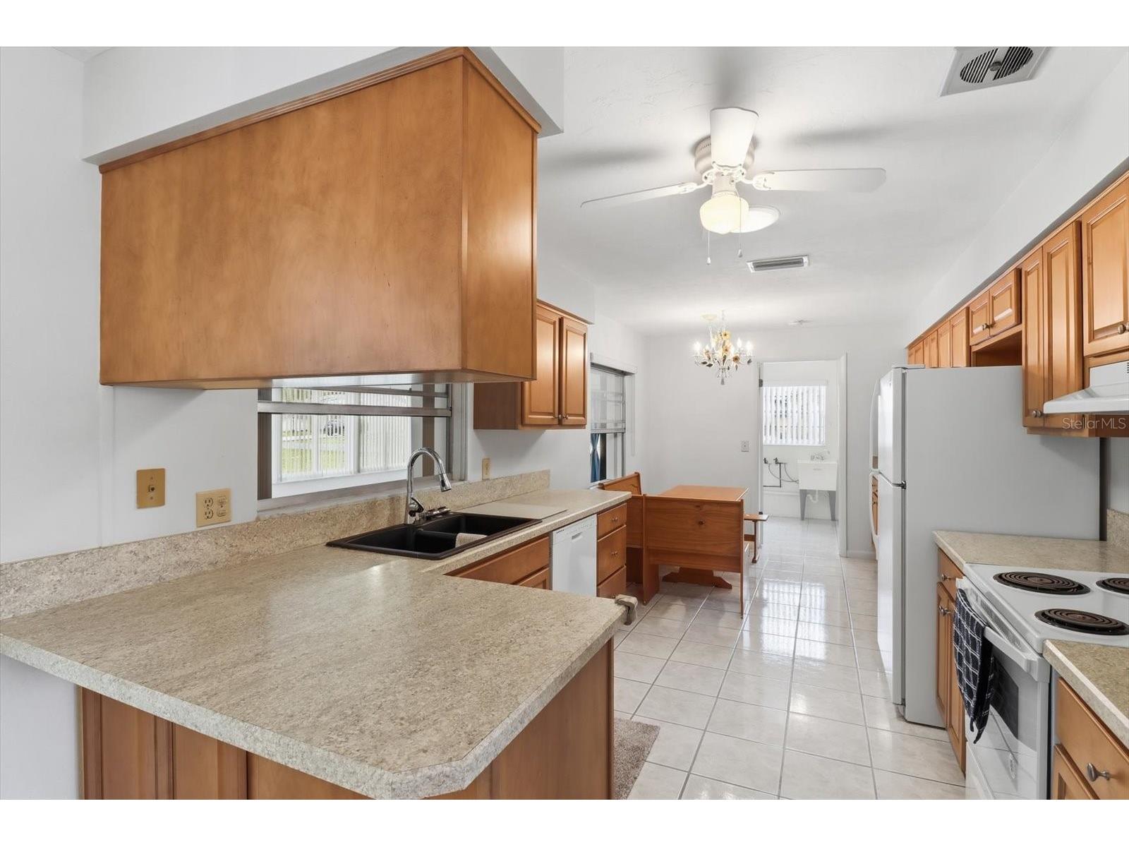 42 Truman Boulevard Beverly Hills FL 34465 TB8504238 image12