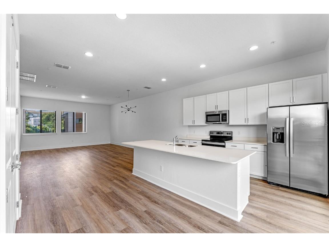 42 W Harding Street #E Orlando FL 32806 O6308627 image13