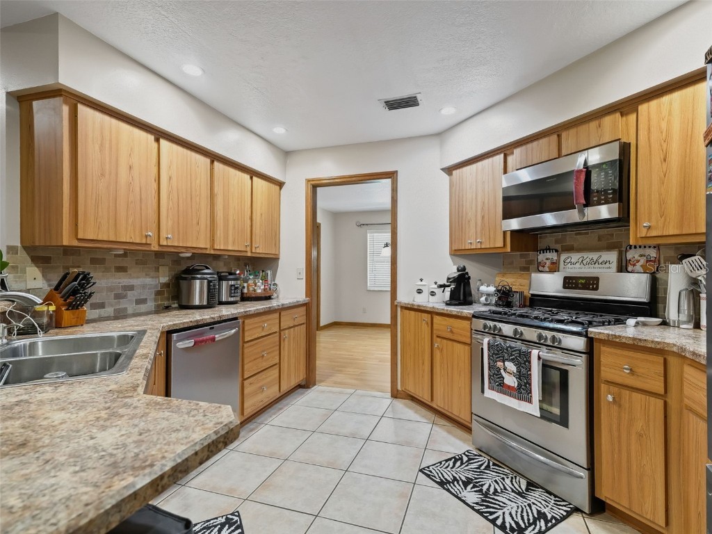 42 Wood Ridge Drive Ocala FL 34482 OM707148 image7