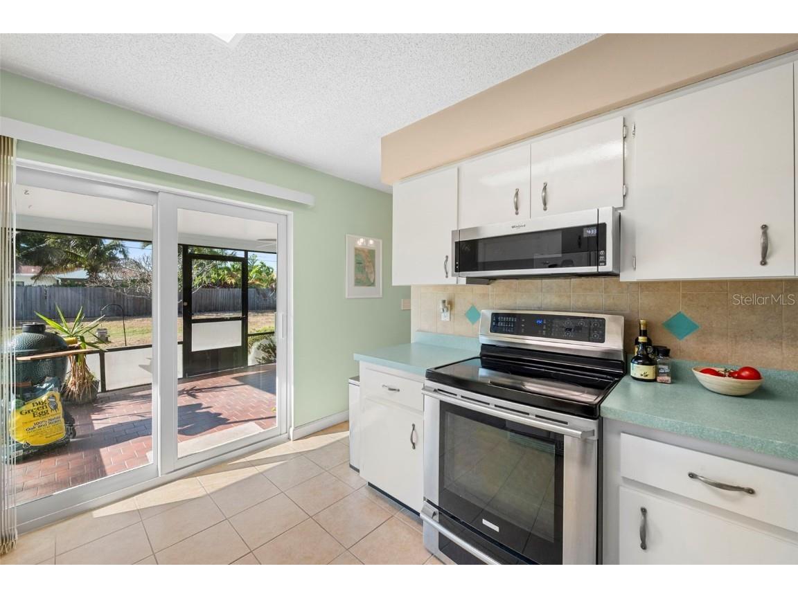 420 46th Street NW Bradenton FL 34209 A4670667 image11