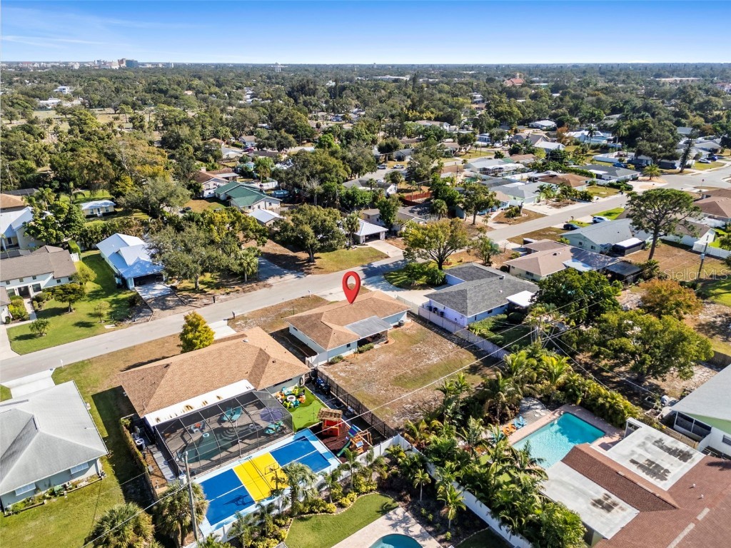 420 46th Street NW Bradenton FL 34209 A4670667 image31