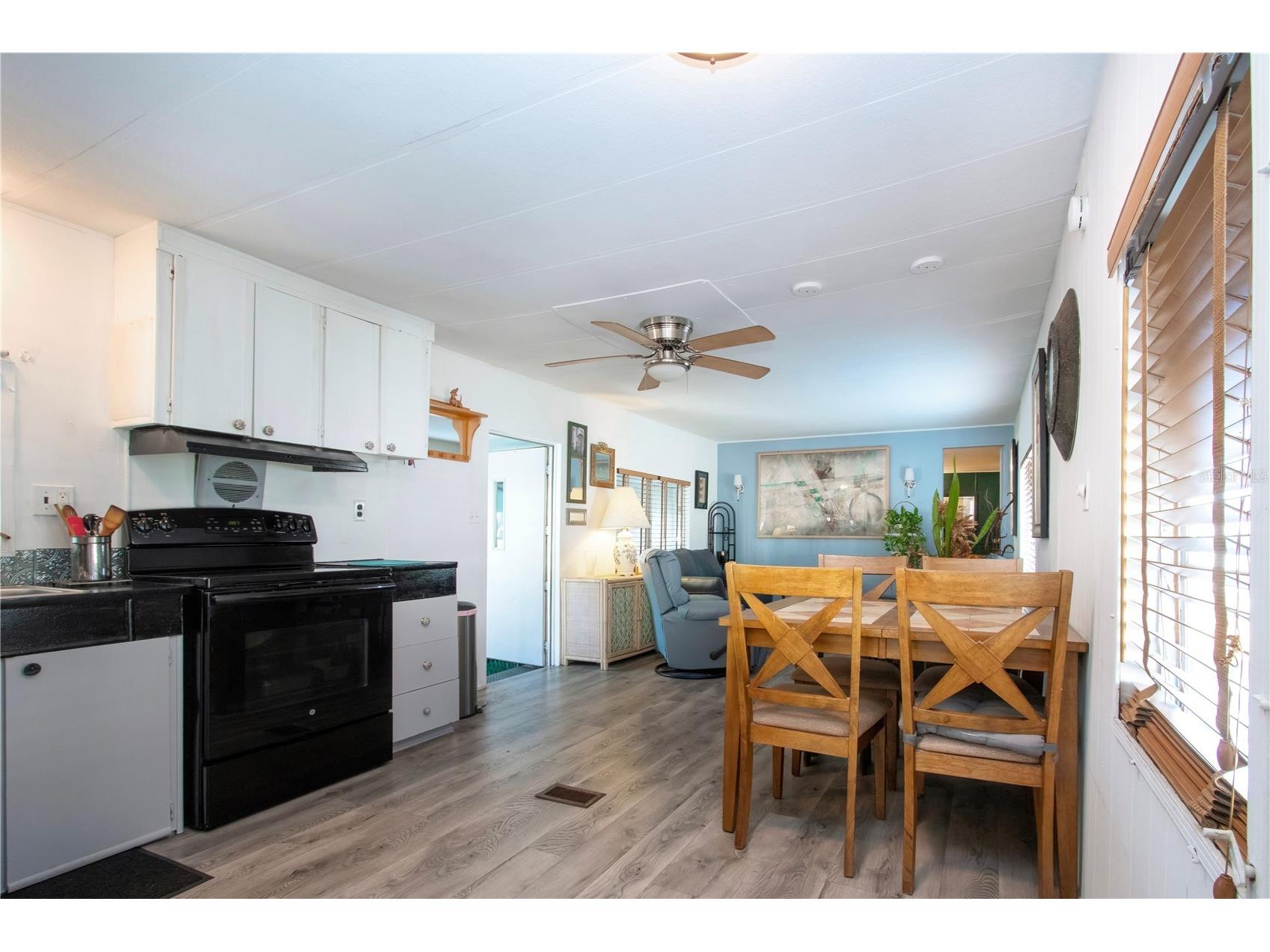 420 49th Street E #116 Palmetto FL 34221 A4679324 image20