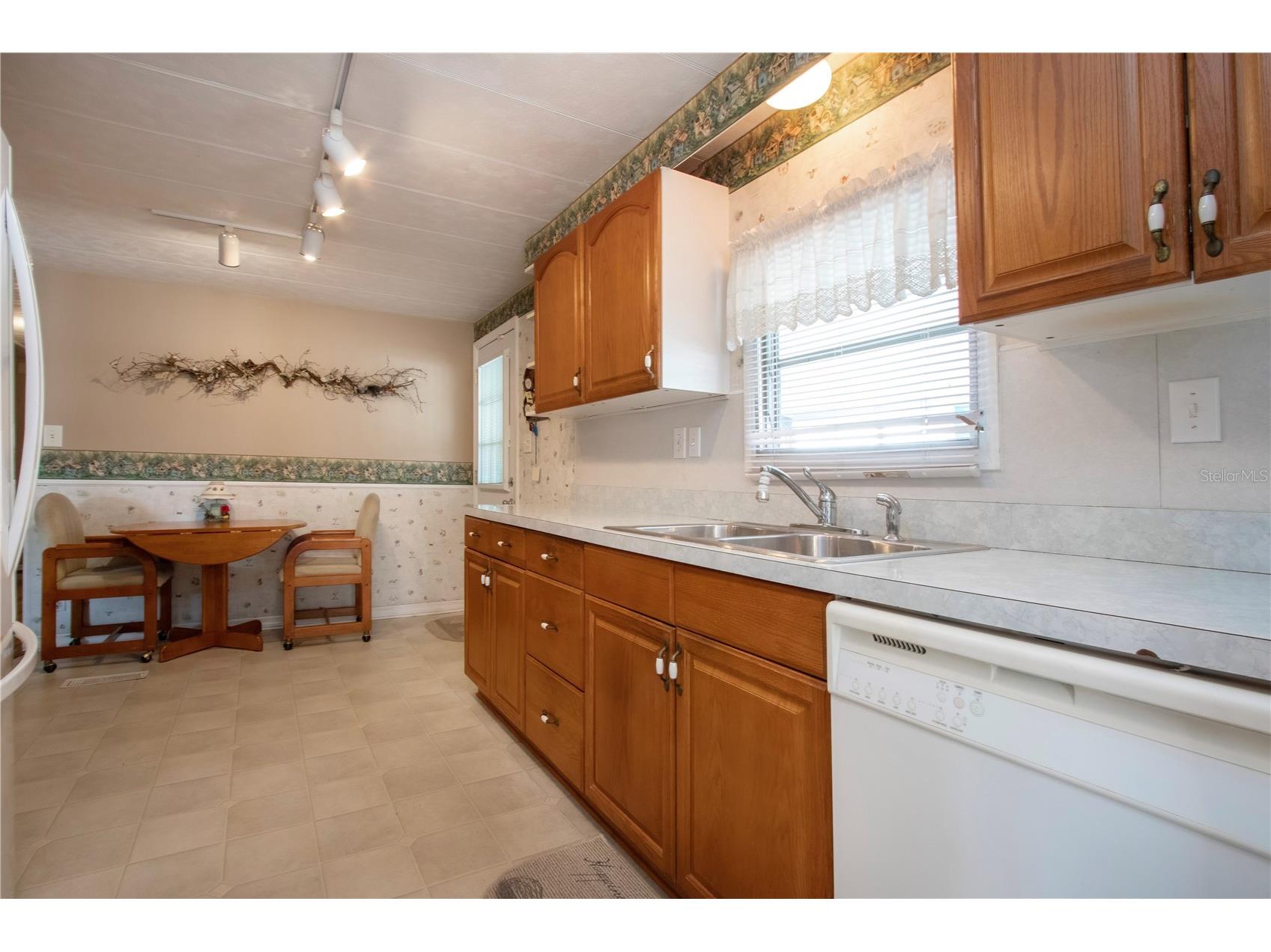 420 49th Street E #145 Palmetto FL 34221 A4676440 image15