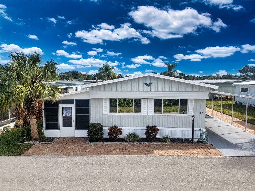 420 49th Street E #176 Palmetto FL 34221 A4590515 image1