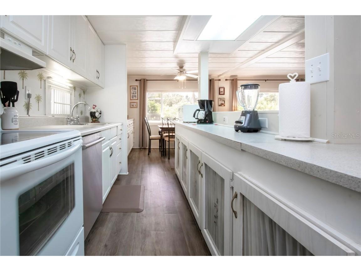 420 49th Street E #176 Palmetto FL 34221 A4659907 image33