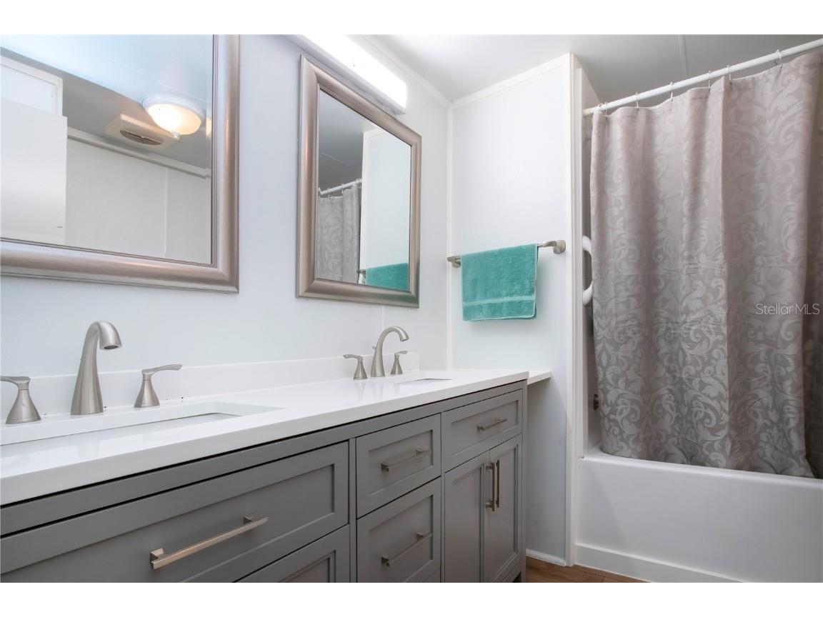 420 49th Street E #176 Palmetto FL 34221 A4659907 image52