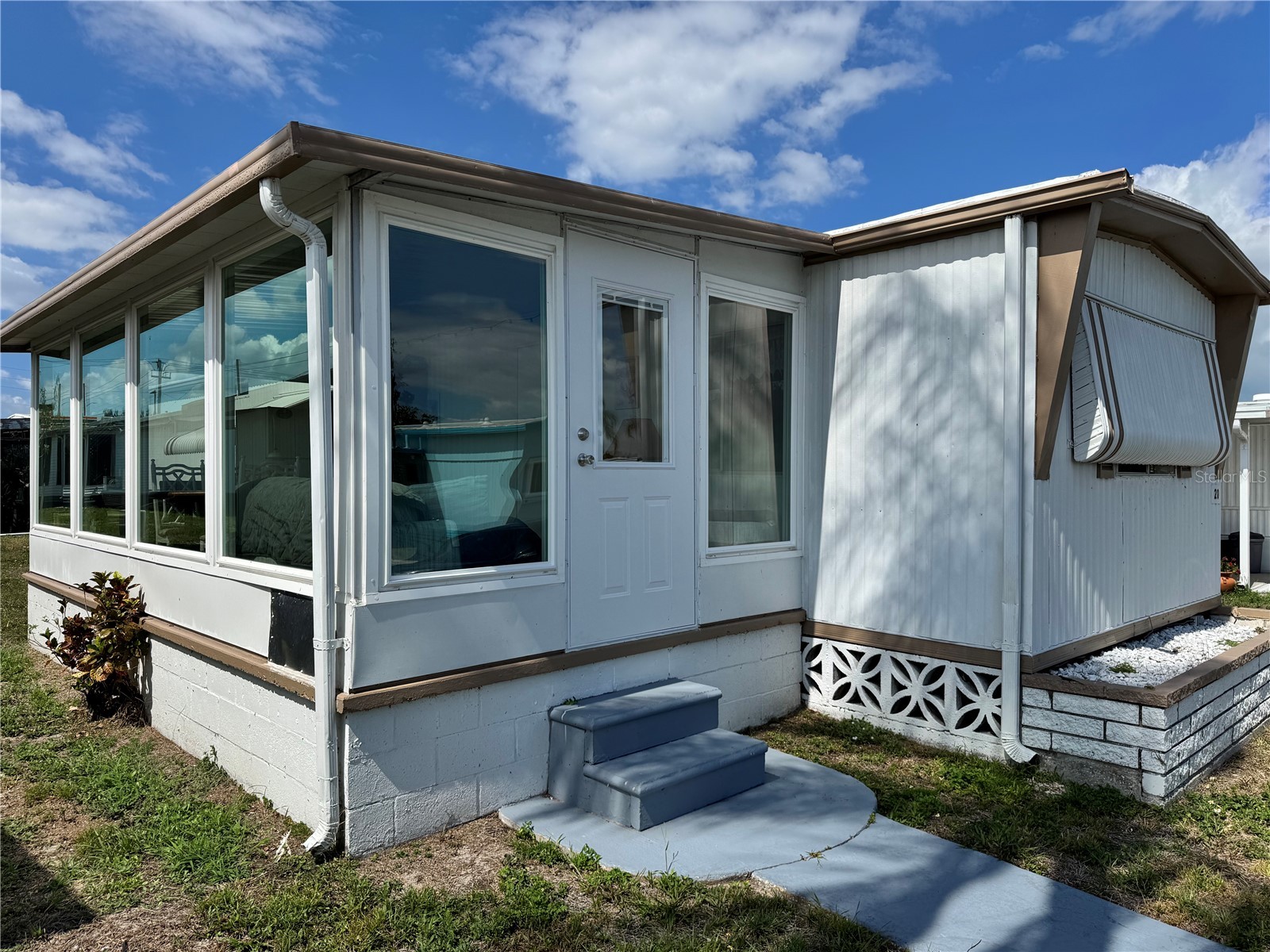 420 49th Street E #20 Palmetto FL 34221 TB8508756 image1
