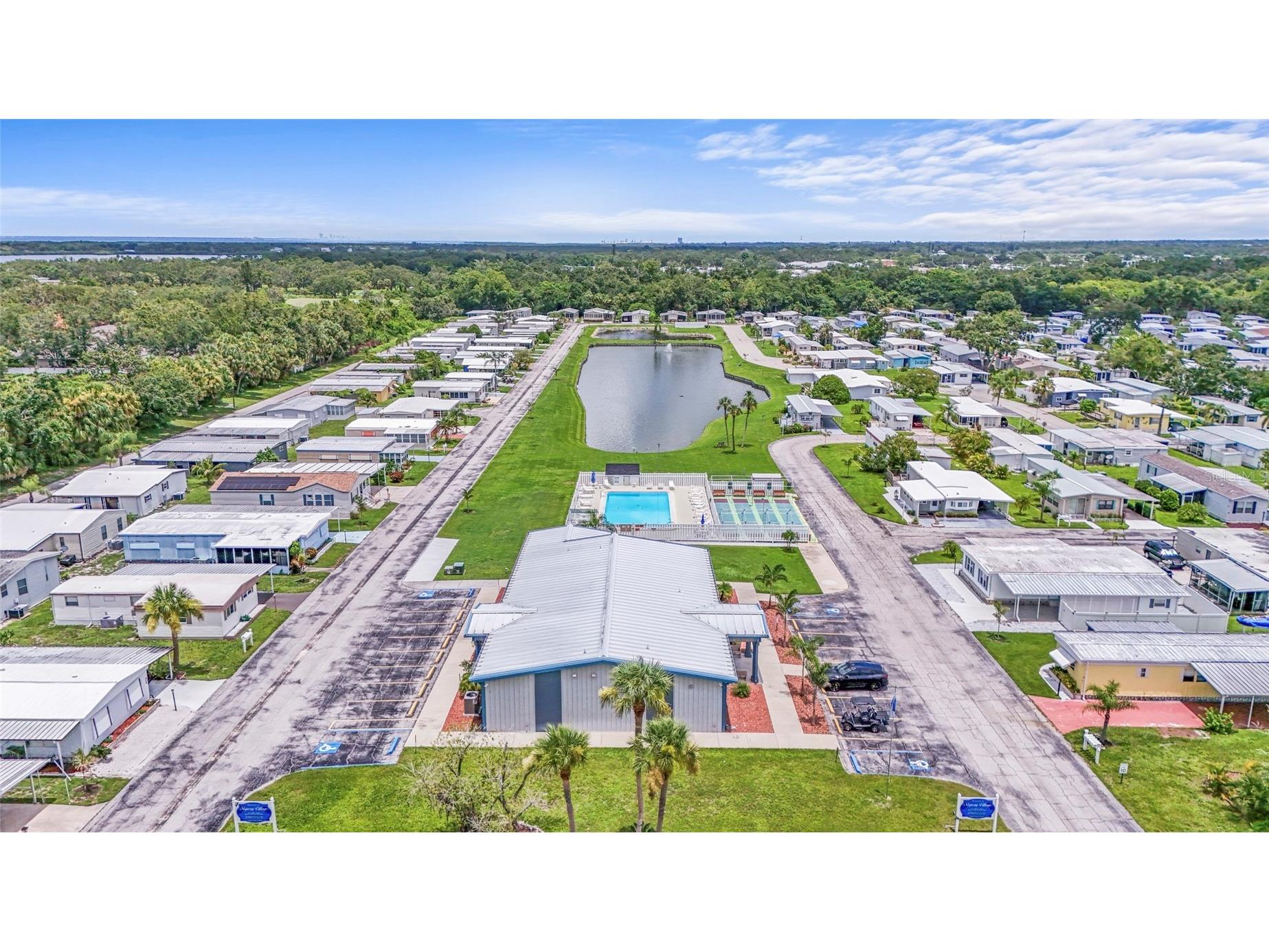 420 49th Street E #48 Palmetto FL 34221 A4678464 image54