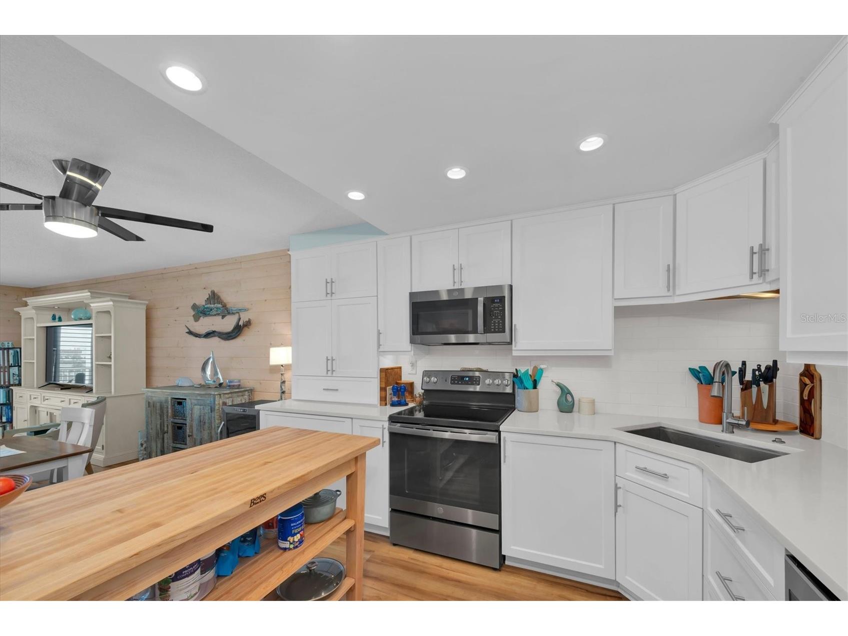 420 64th Avenue #402E Saint Pete Beach FL 33706 - BOCA CIEGA TB8511642 image11