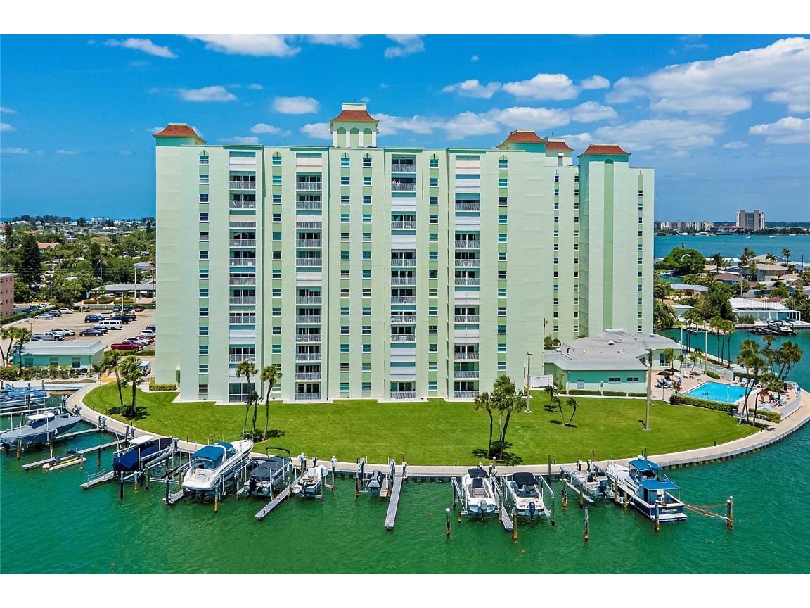 420 64th Avenue #602 Saint Pete Beach FL 33706 - BOCA CIEGA BAY U8212366 image1