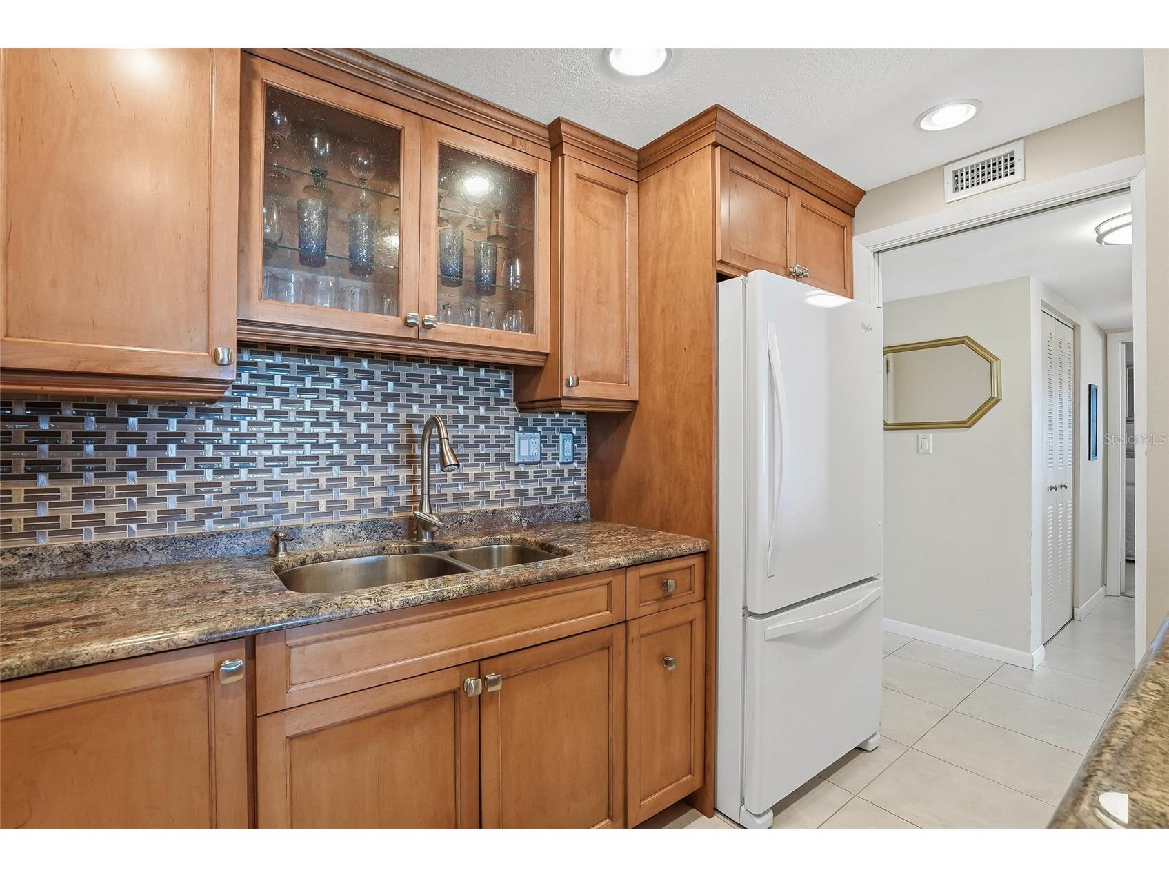 420 64th Avenue #602 Saint Pete Beach FL 33706 - BOCA CIEGA TB8497904 image3