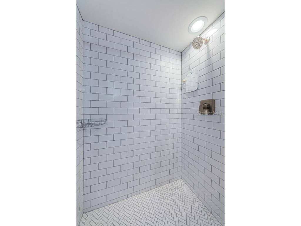 420 64th Avenue #907 Saint Pete Beach FL 33706 - GULF OF MEXICO TB8359021 image25