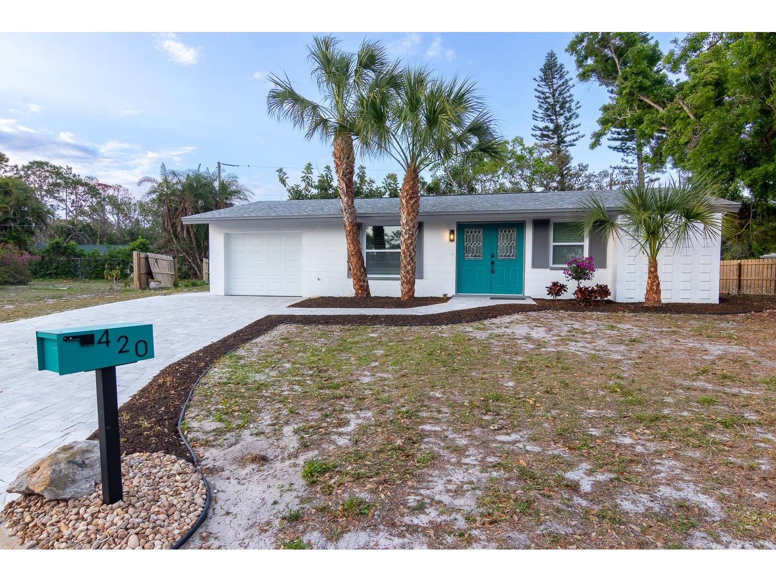 420 Archibald Avenue Sarasota FL 34243 A4687979 image1