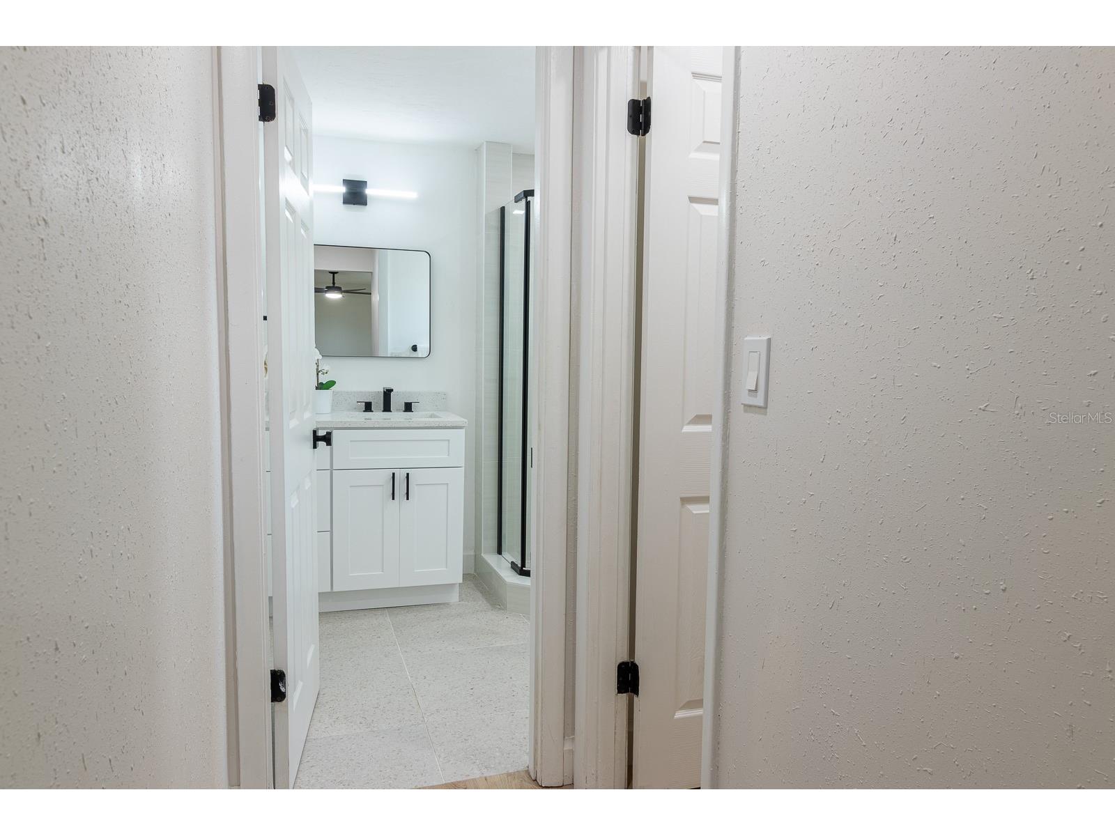 420 Archibald Avenue Sarasota FL 34243 A4687979 image18