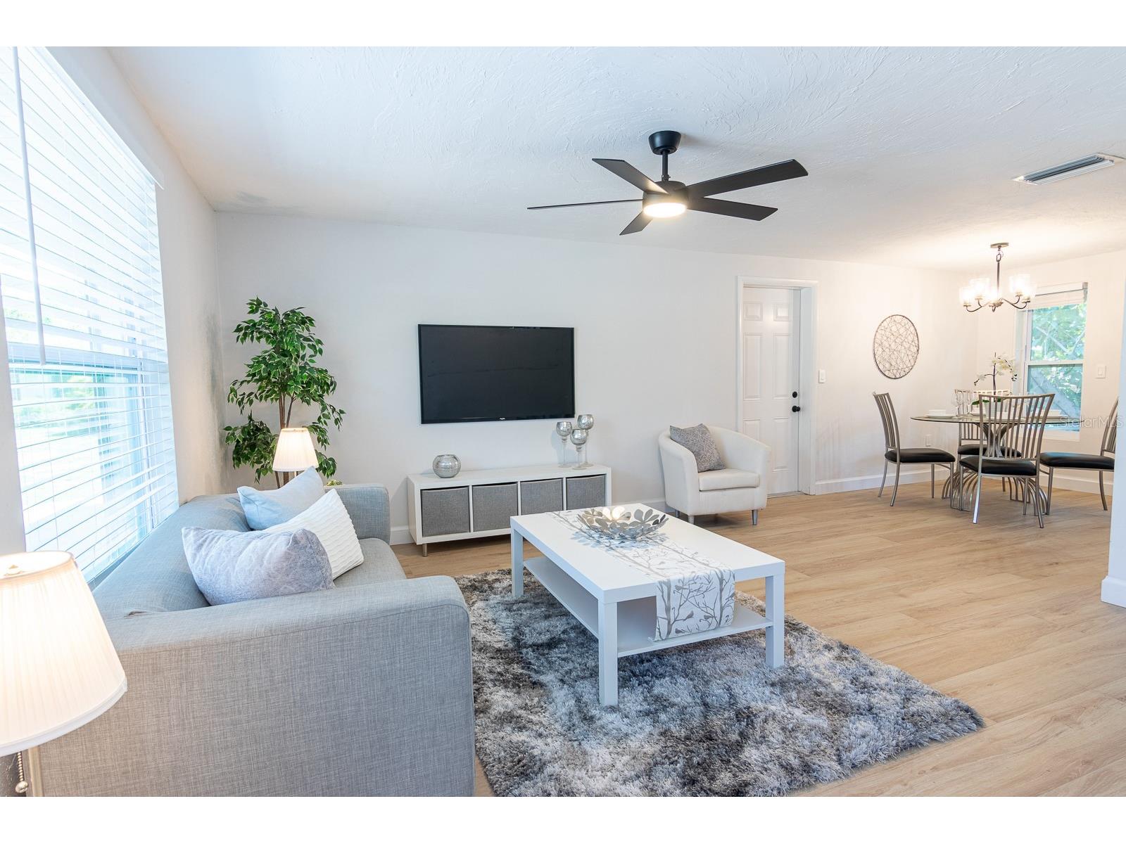 420 Archibald Avenue Sarasota FL 34243 A4687979 image6