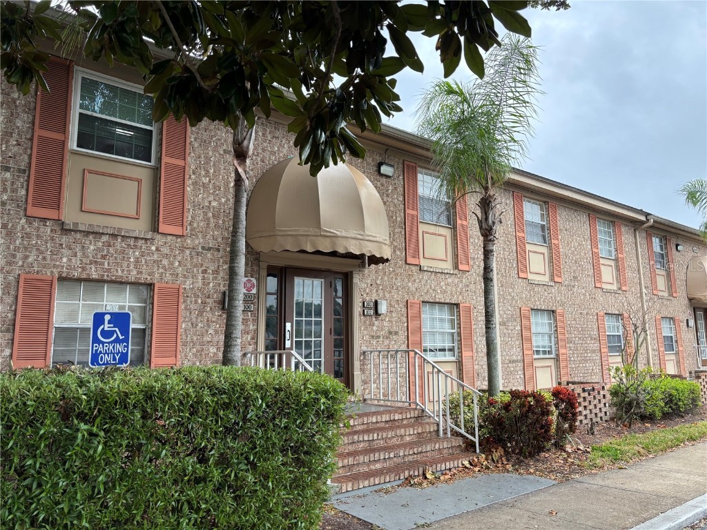 420 Banyon Tree Circle #102 Maitland FL 32751 O6365847 image2