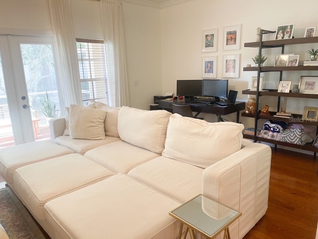 420 Barcelona Drive Saint Petersburg FL 33716 TB8453759 image1