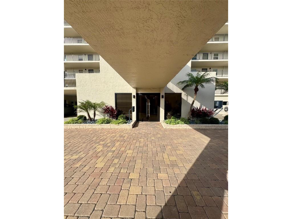 420 Beach Road #203 Sarasota FL 34242 A4631493 image45