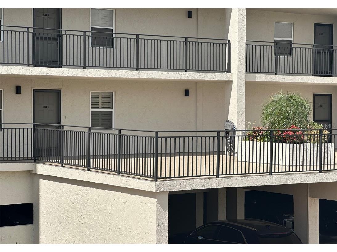 420 Beach Road #203 Sarasota FL 34242 A4631493 image54