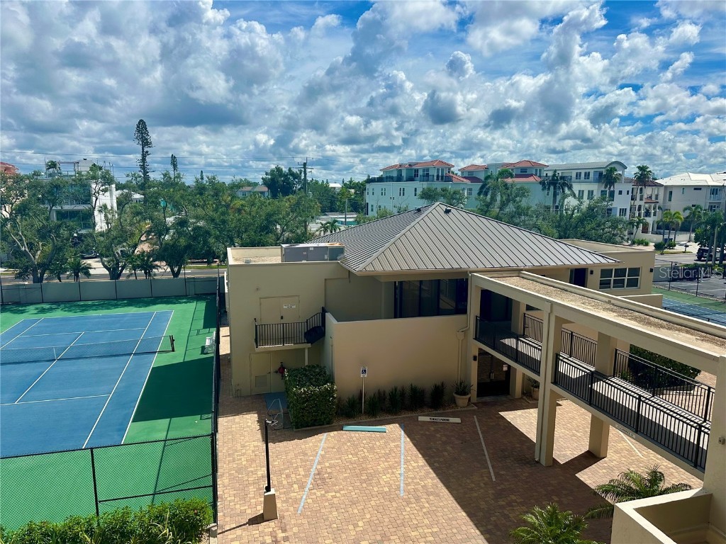 420 Beach Road #203 Sarasota FL 34242 A4631493 image58