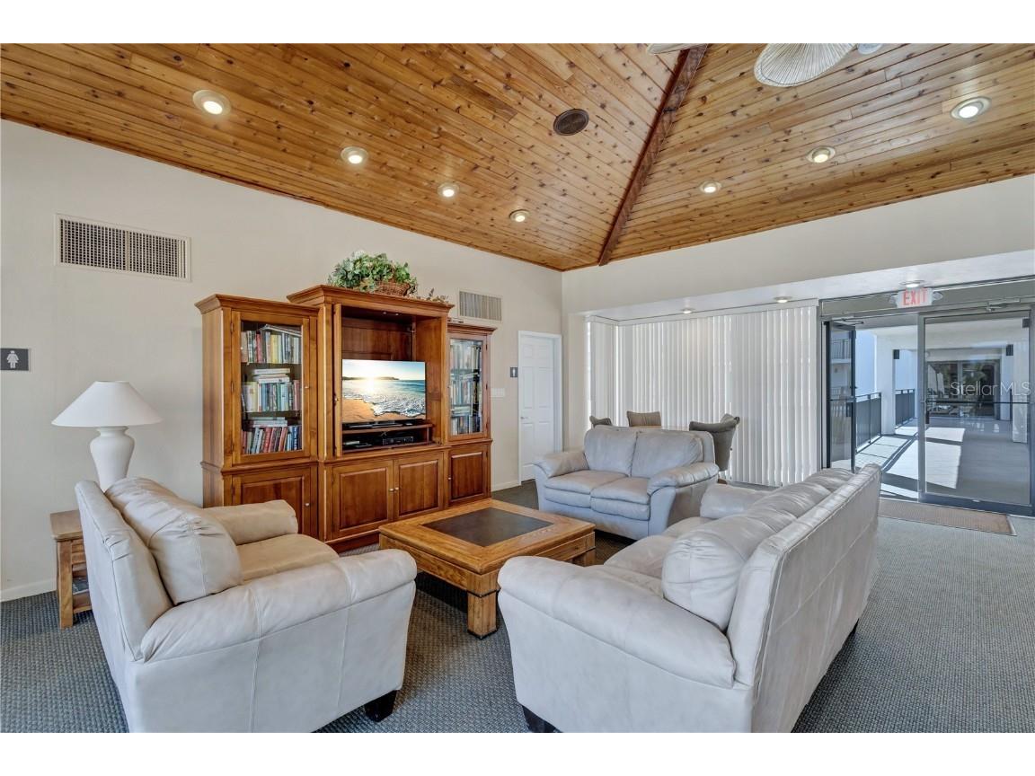 420 Beach Road #203 Sarasota FL 34242 A4631493 image61