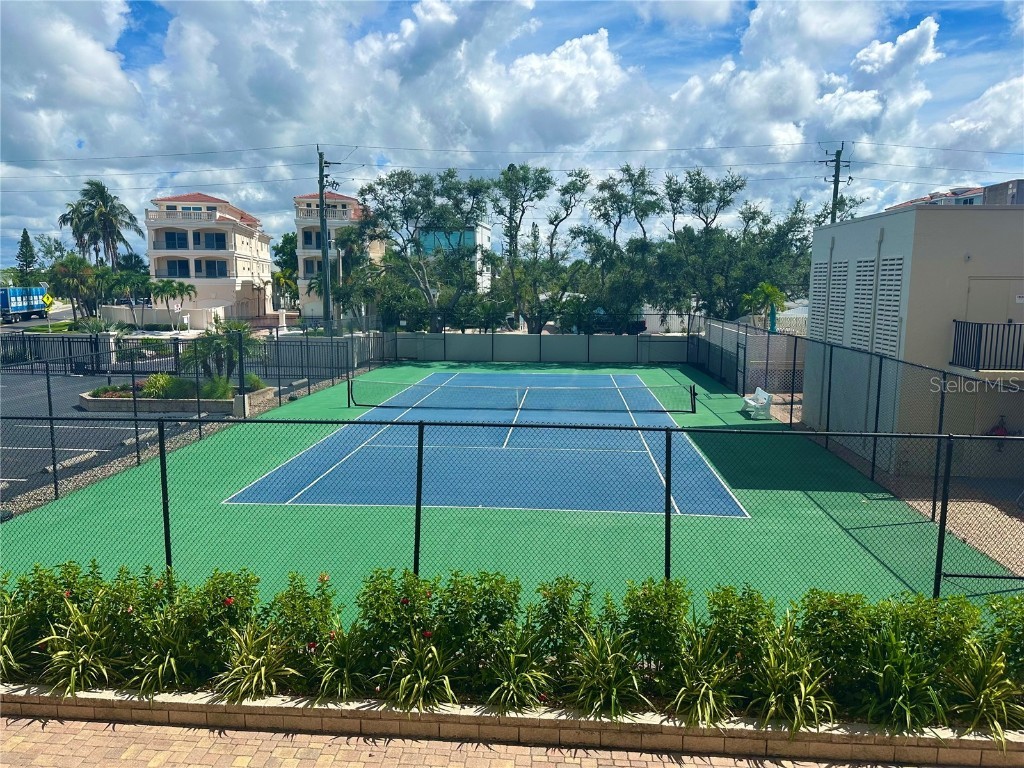 420 Beach Road #203 Sarasota FL 34242 A4631493 image63