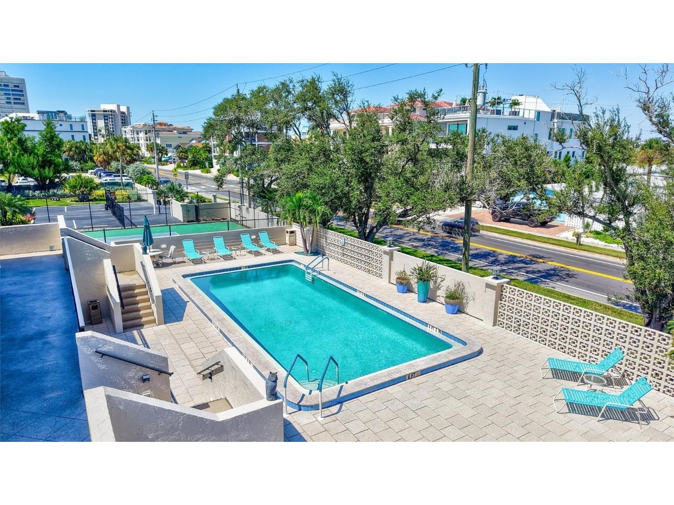 420 Beach Road #203 Sarasota FL 34242 A4631493 image67