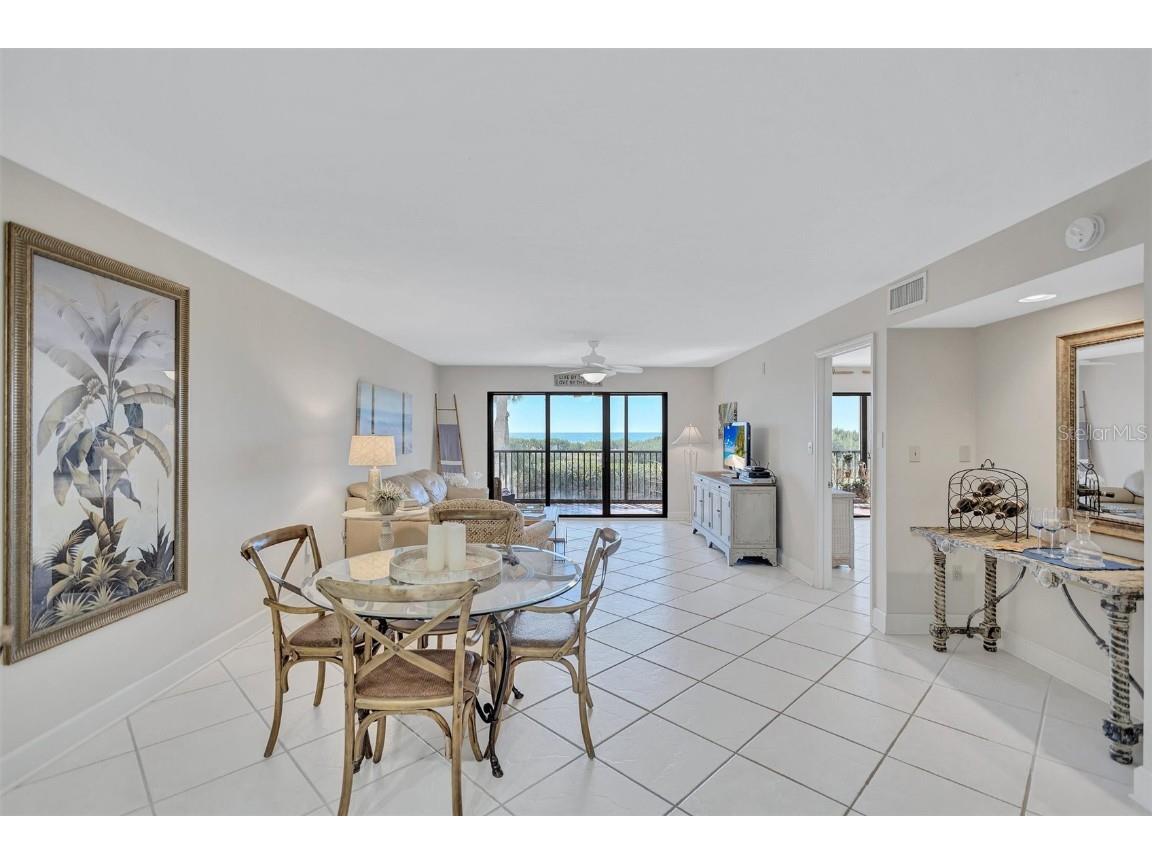 420 Beach Road #203 Sarasota FL 34242 A4631493 image7