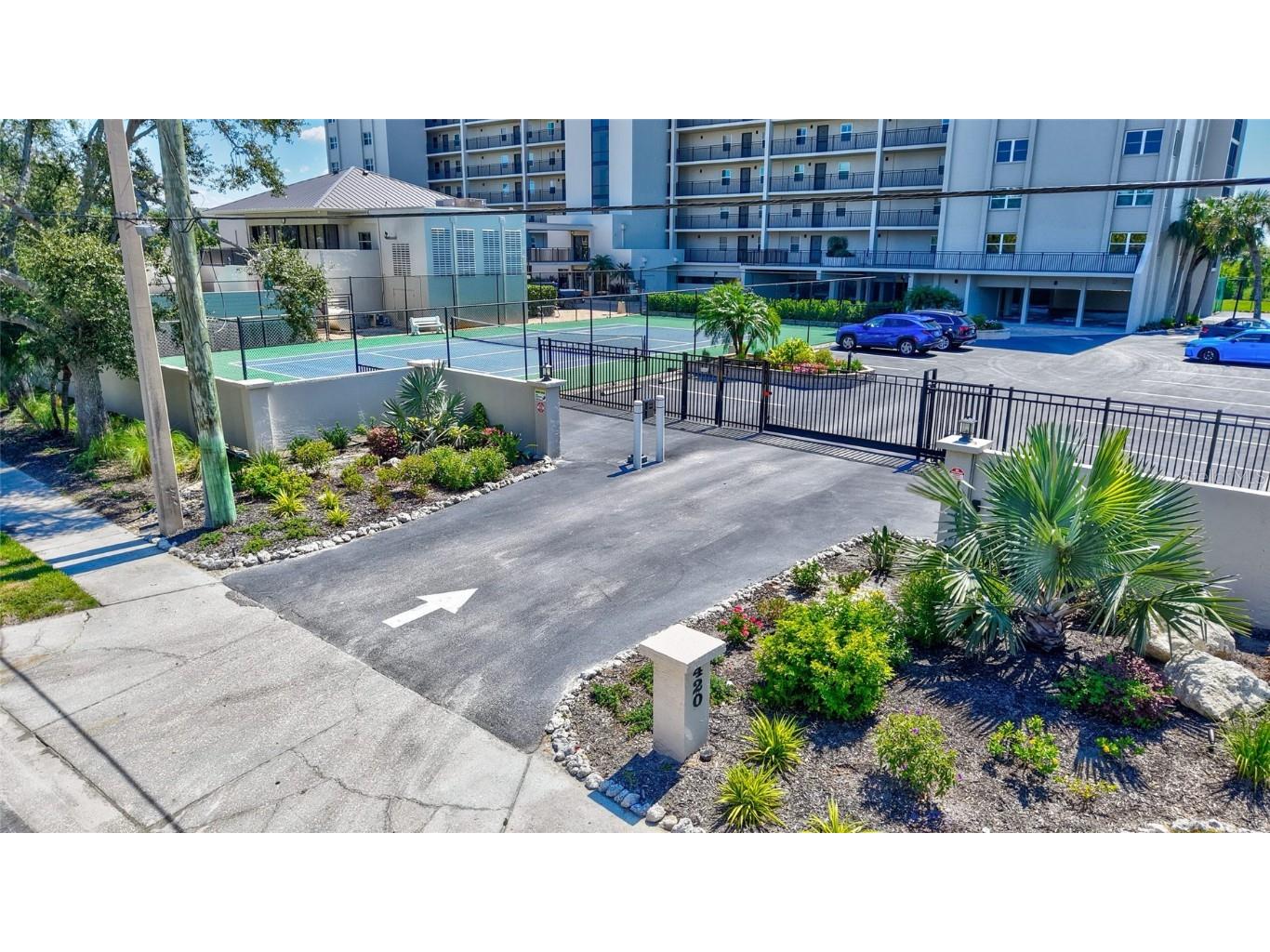 420 Beach Road #203 Sarasota FL 34242 A4631493 image70