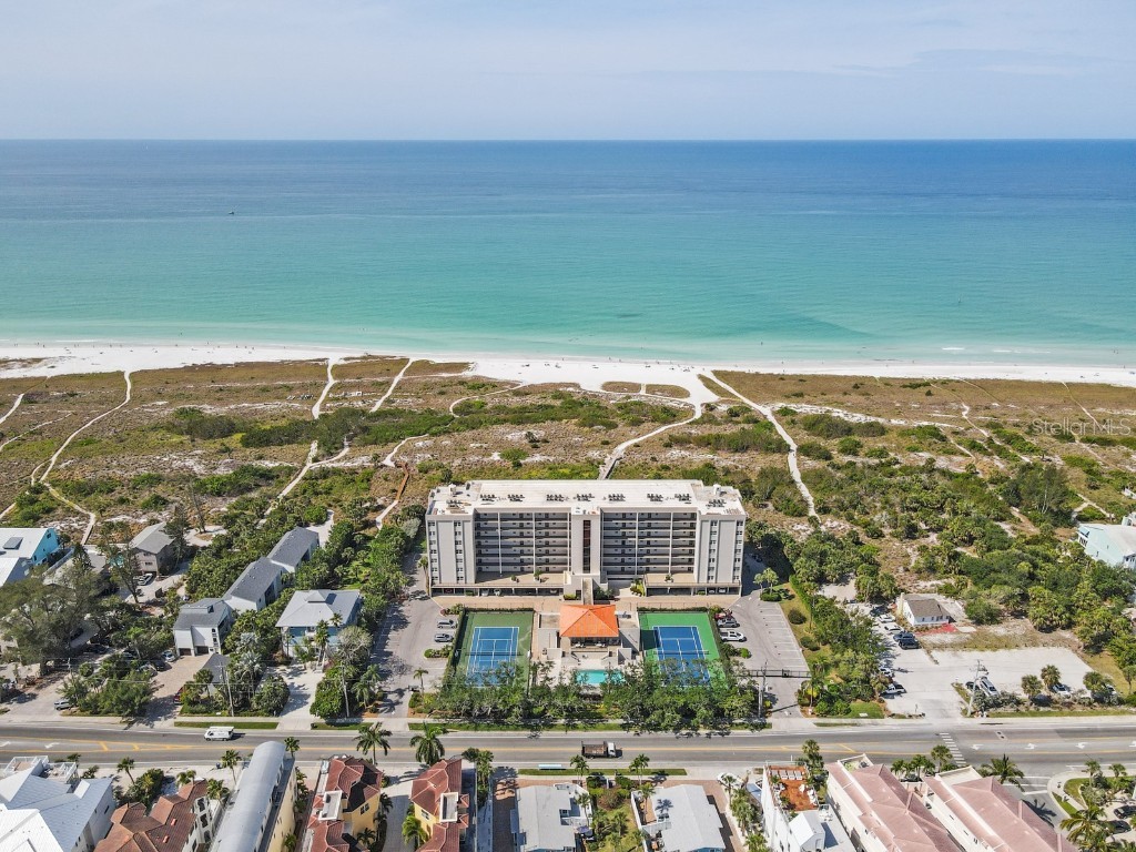 420 Beach Road #407 Sarasota FL 34242 A4579307 image1