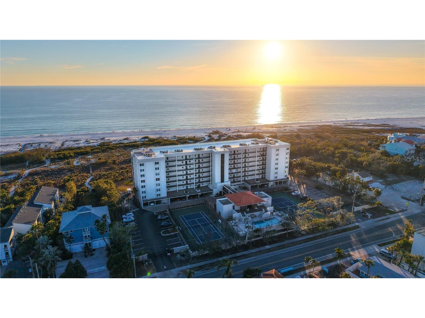 420 Beach Road #407 Sarasota FL 34242 A4636274 image1