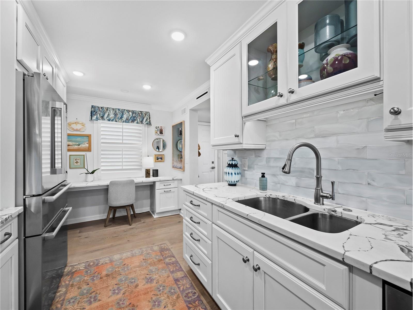 420 Beach Road #502 Sarasota FL 34242 A4696888 image9