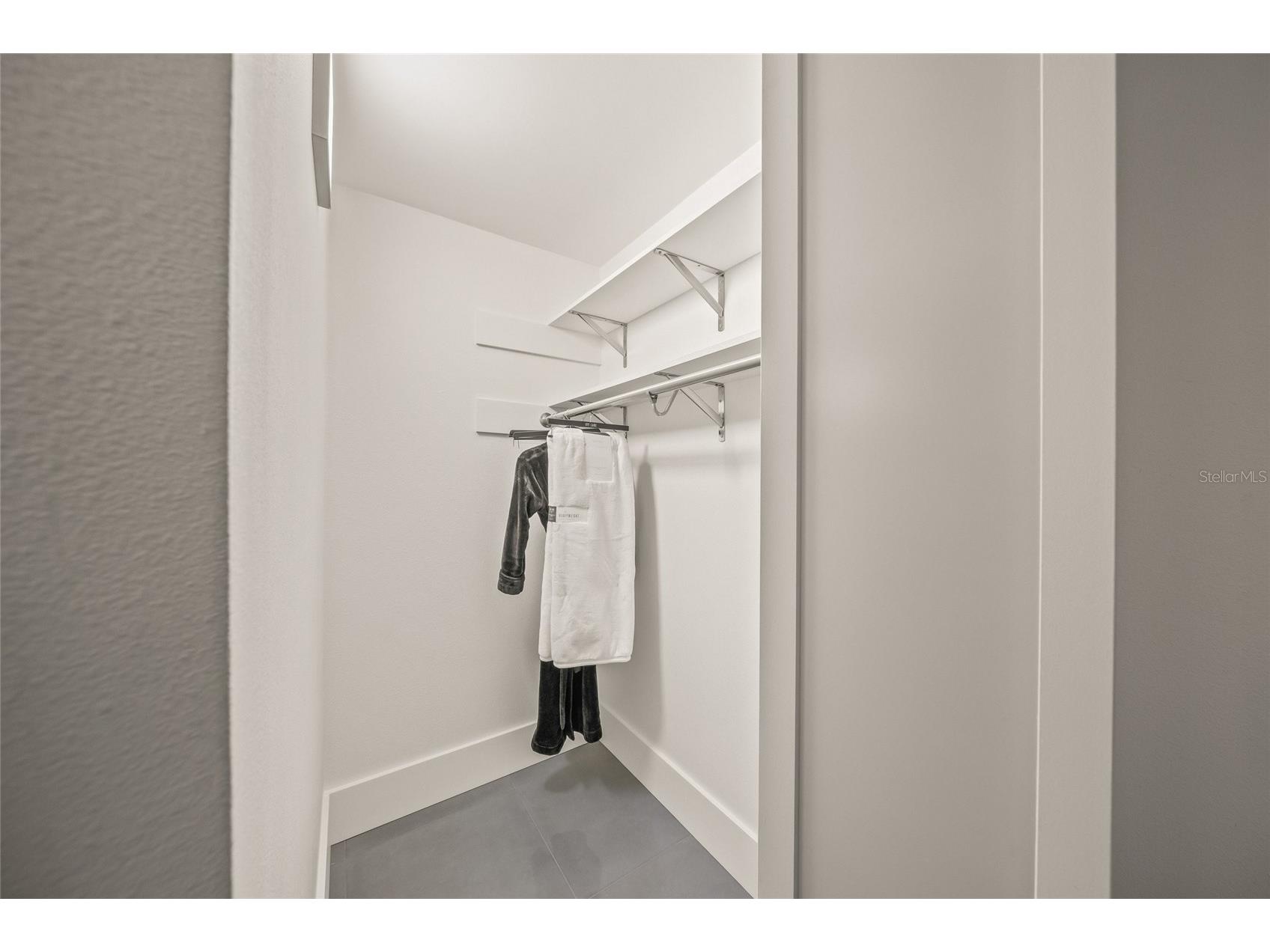 420 Beach Road #606 Sarasota FL 34242 - GULF OF MEXICO A4683822 image34