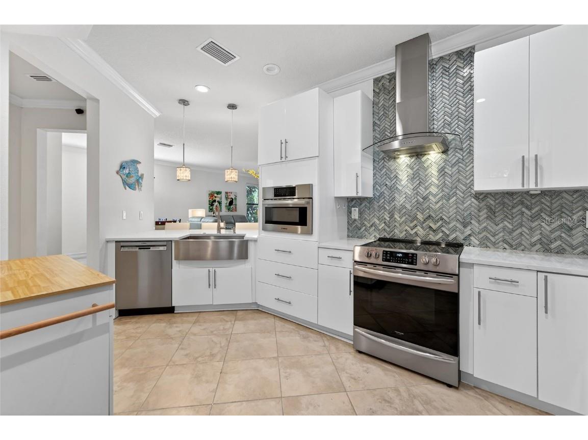 420 Cedar Falls Drive Apollo Beach FL 33572 TB8436360 image17