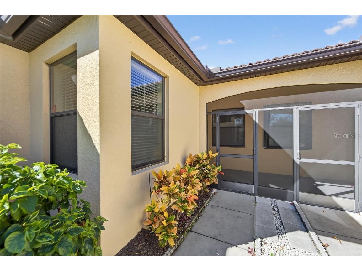 420 Cedar Falls Drive Apollo Beach FL 33572 TB8436360 image4