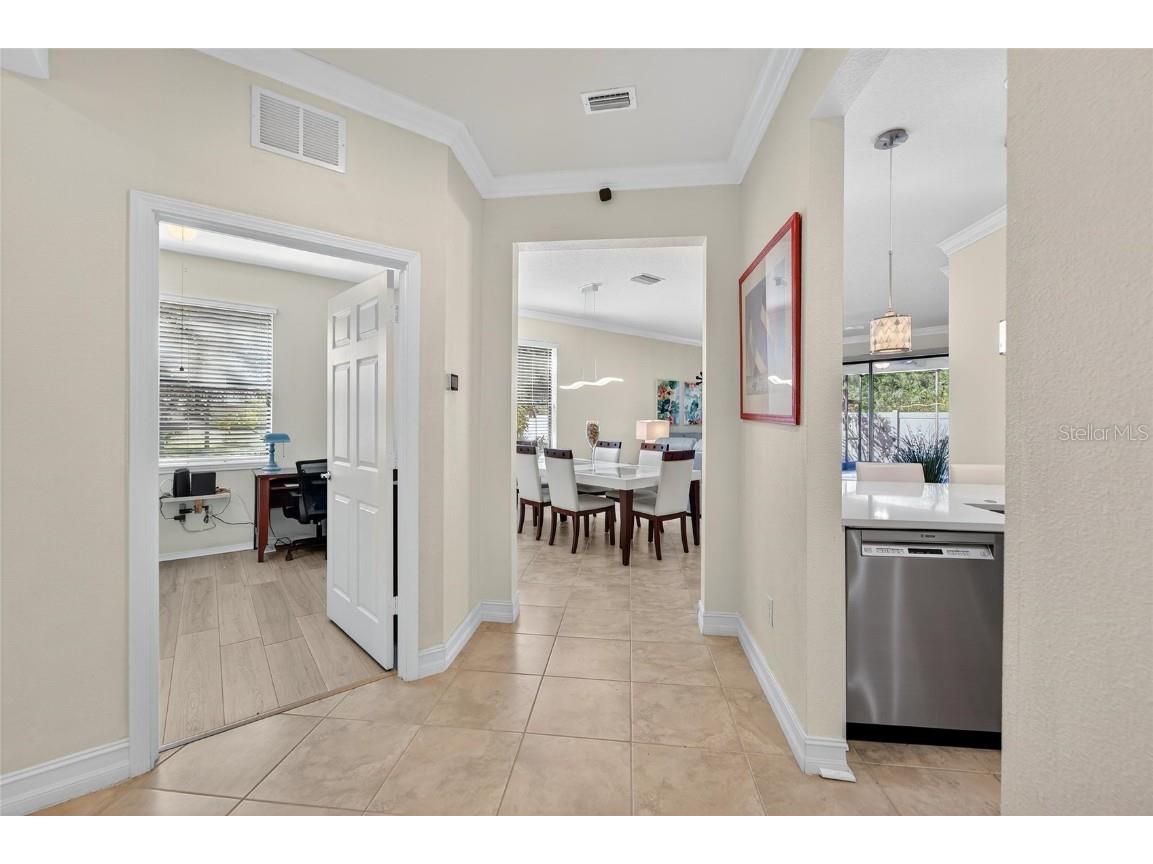 420 Cedar Falls Drive Apollo Beach FL 33572 TB8436360 image6